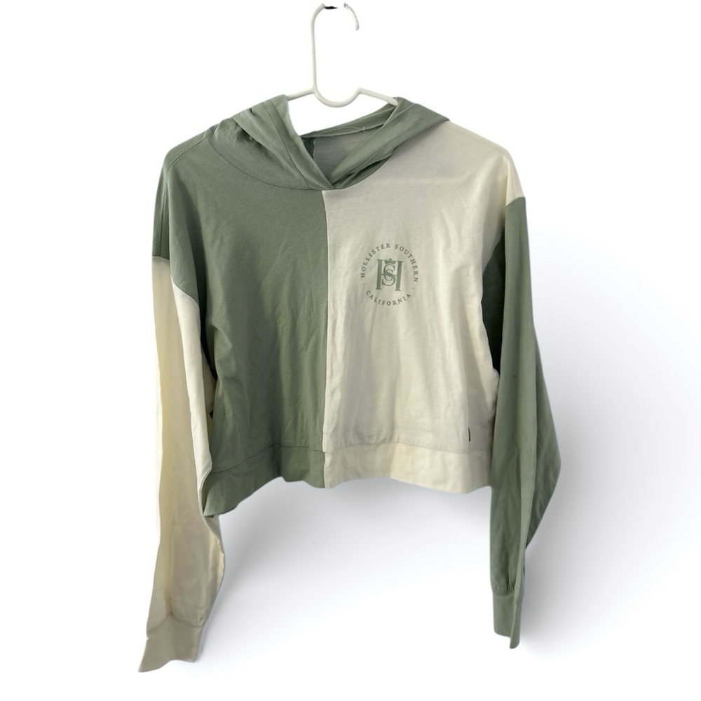 Hollister Southern California Cropped Long Sleeve Hooded Pullover NEW - Small